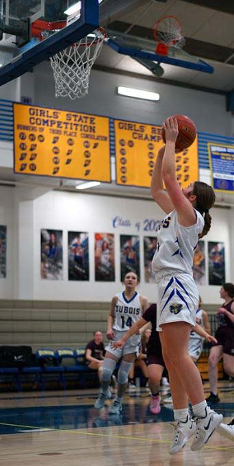 Girls basketball player